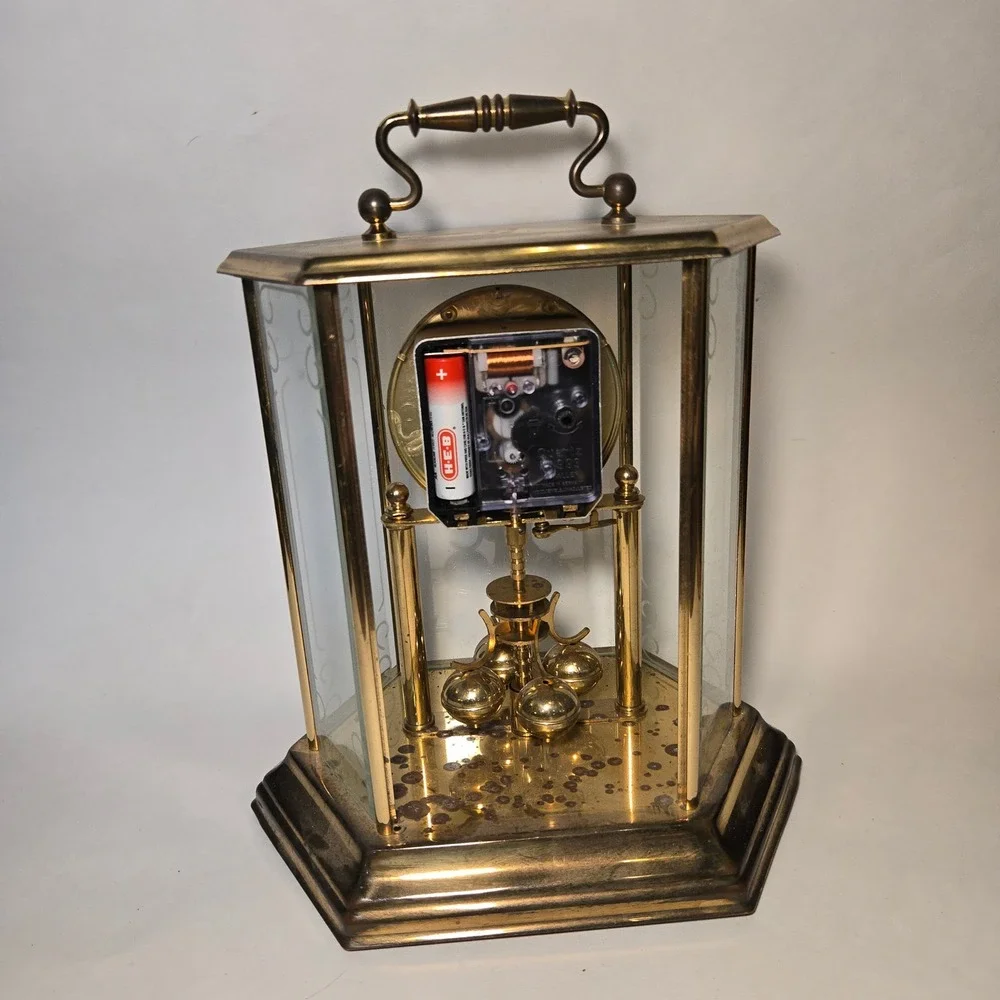 VTG Bulova Anniversary Clock Glass Gold Brass Rotating Pendulum Quartz‎ GERMANY